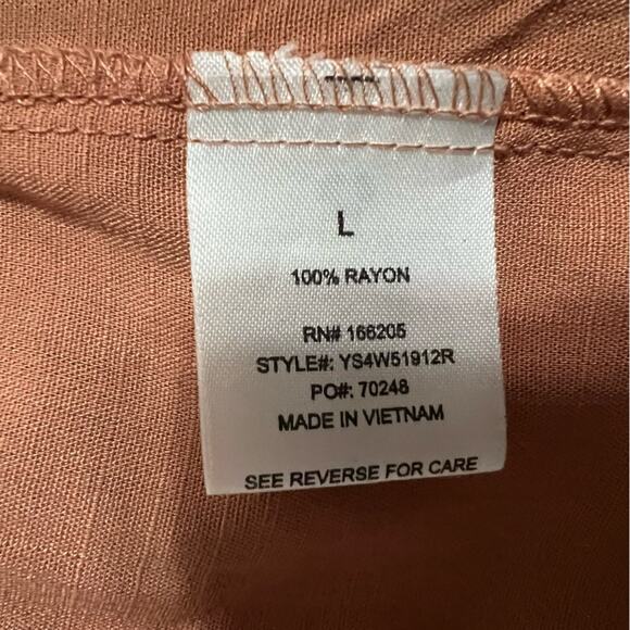 Lucky Brand FLUTTER SLEEVE TIERED SHIRTDRESS IN MOCHA MOUSSE - Picture 8 of 9